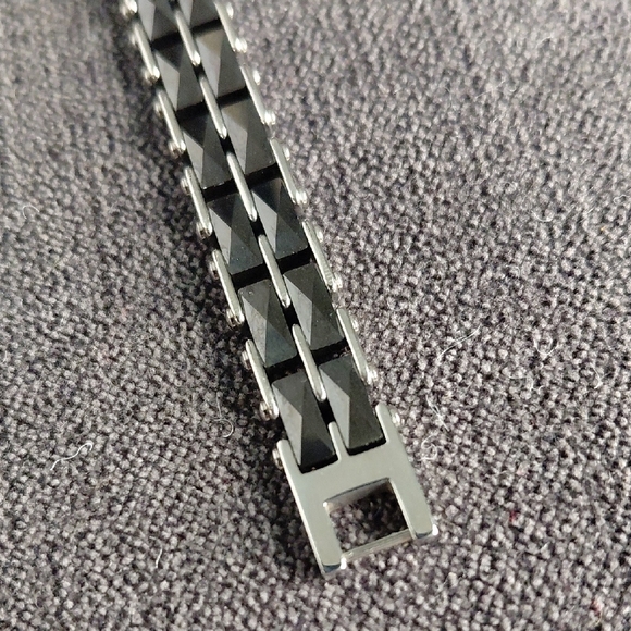 Men's Silver and Black Bracelet - Picture 3 of 6